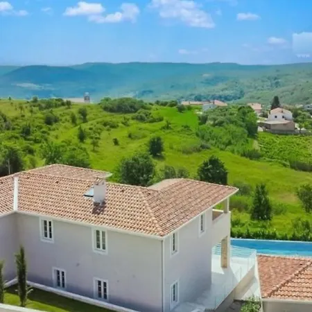 Villa Lunamira In Der Naehe Von Porec